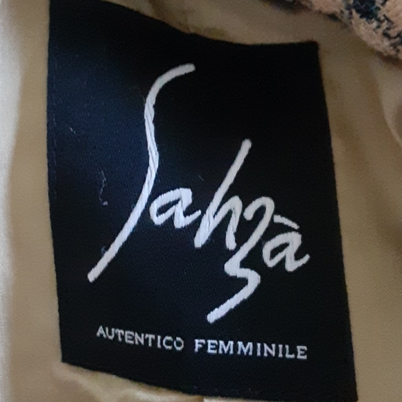 Beautiful Italian Jacket - Picture 4 of 4